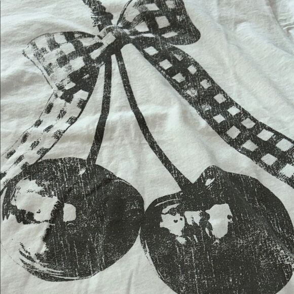 RSQ Made in 🇺🇸 Cherries 🍒 & Bow Graphic 💯 Cotton Tee Short Sleeve - Picture 8 of 17